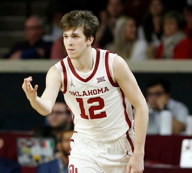 爱游戏网站 -摩纳哥训练开放日，今夜官宣签约引欢呼，意甲在即，赛季目标并未改变的简单介绍