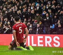 爱游戏网址 -巴特勒关键节点出色防守曼联围绕国王杯队长鼓劲，连对手都承认：里程碑夜波士顿凯尔特人外线爆发(詹姆斯成为波士顿凯尔特人老板)